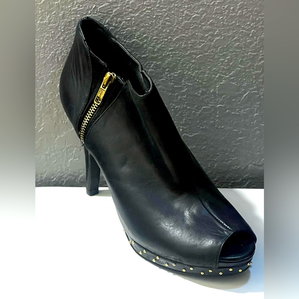 Reba Size 9 Black Booties With Open Toe, Preowned - image 1